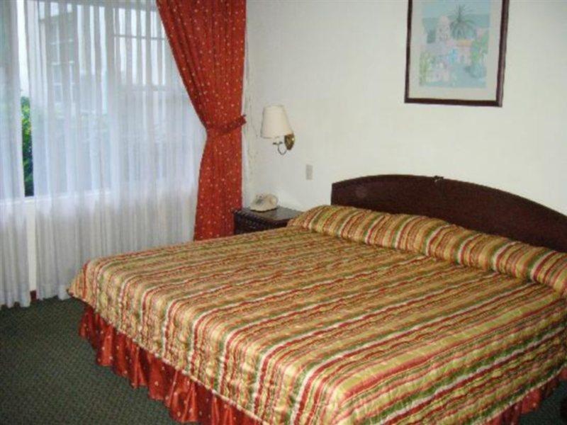 Siesta Hotel And Casino Antiguo Cuscatlán エクステリア 写真