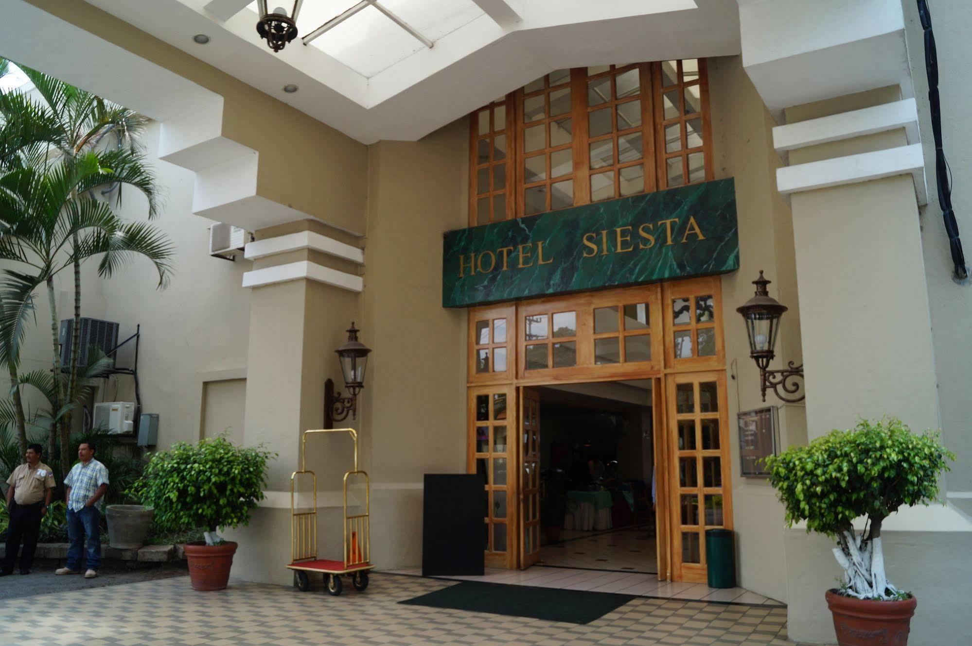 Siesta Hotel And Casino Antiguo Cuscatlán エクステリア 写真