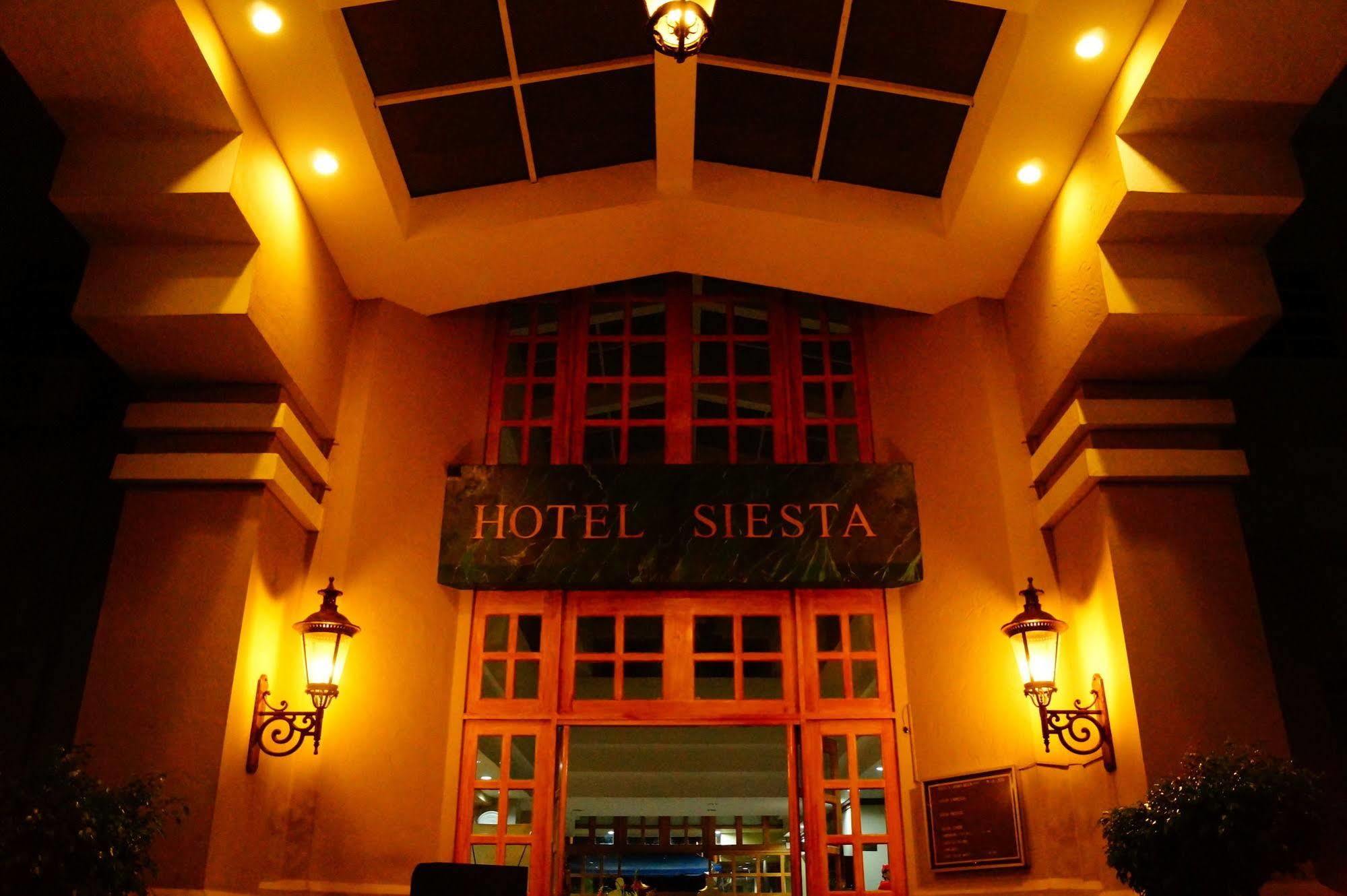 Siesta Hotel And Casino Antiguo Cuscatlán エクステリア 写真