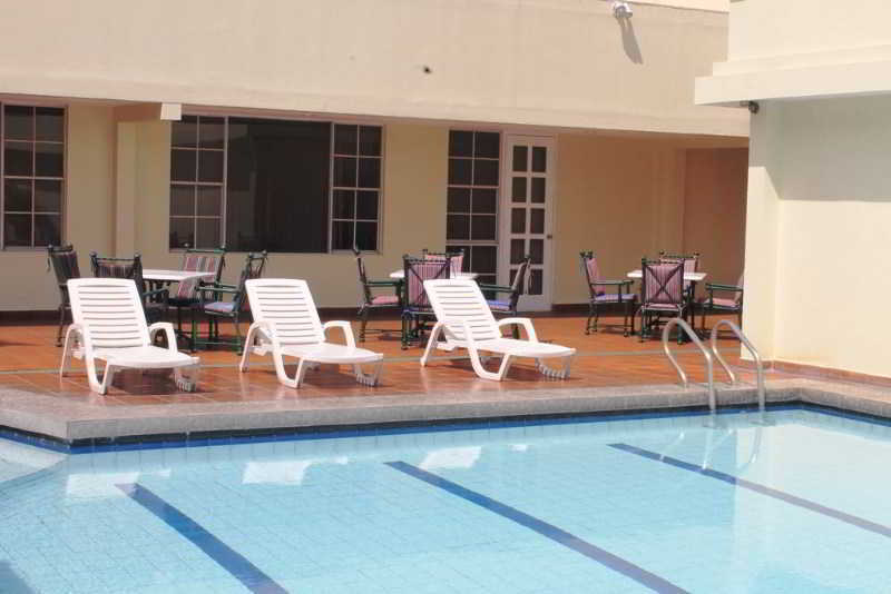 Siesta Hotel And Casino Antiguo Cuscatlán エクステリア 写真